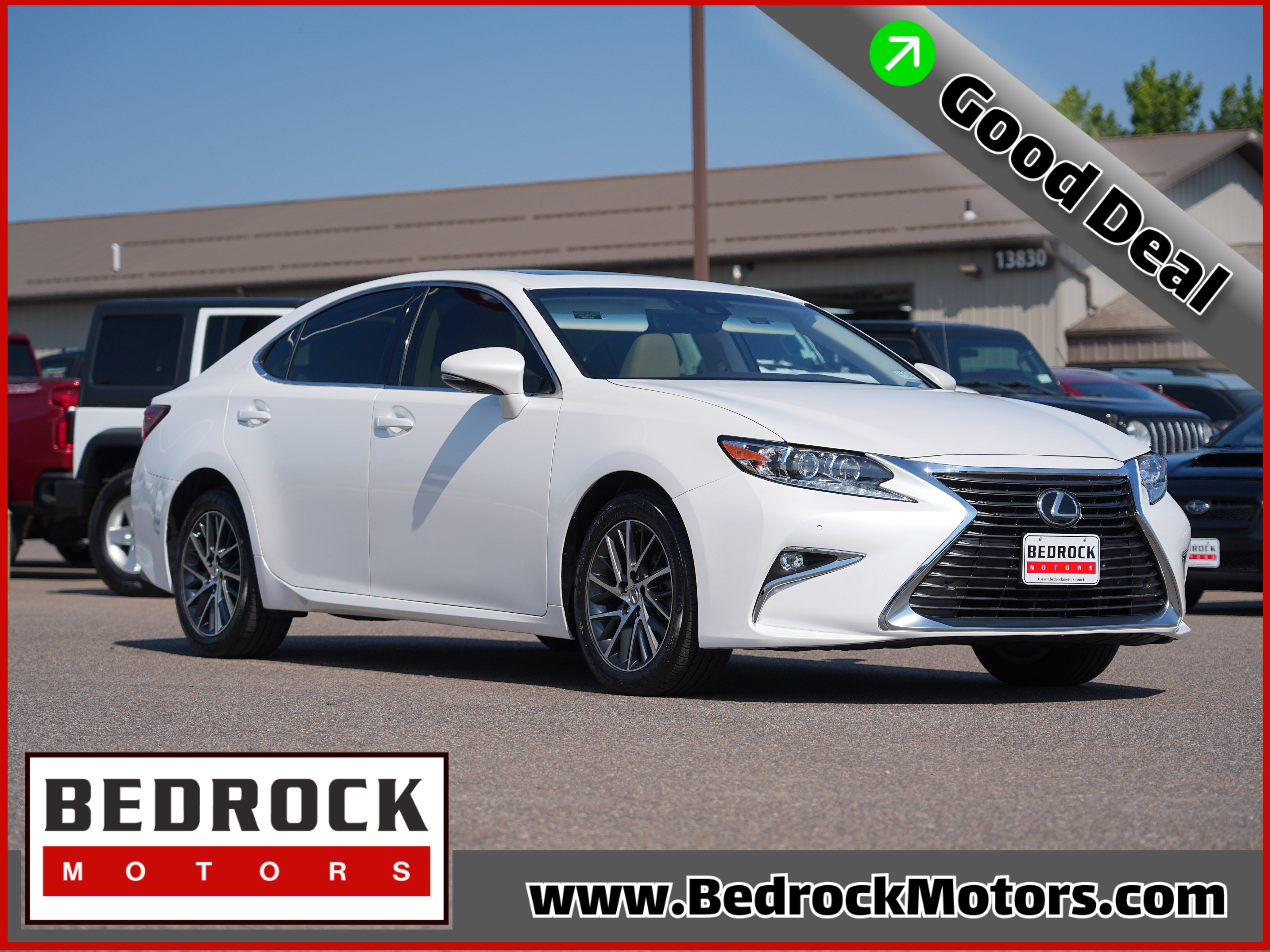 Used 2016 Lexus ES 350 w/ Luxury Package w/Wood Trim FWD image 1