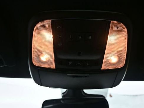 Used 2025 Dodge Durango R/T AWD/4WD image 24