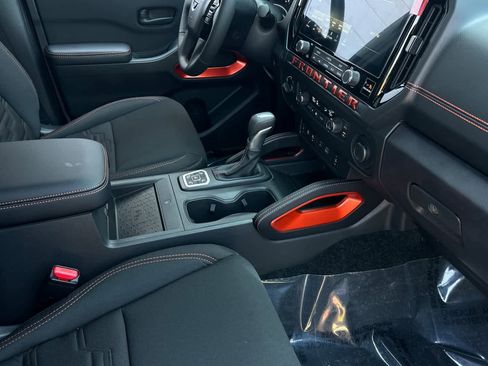 New 2026 Nissan Frontier PRO-4X w/ Pro-4x Convenience Package image 17
