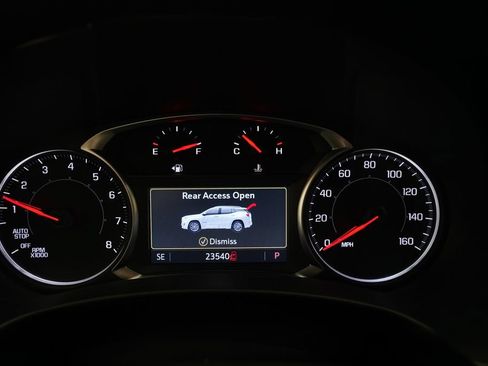 Used 2024 GMC Terrain AT4 AWD/4WD image 2
