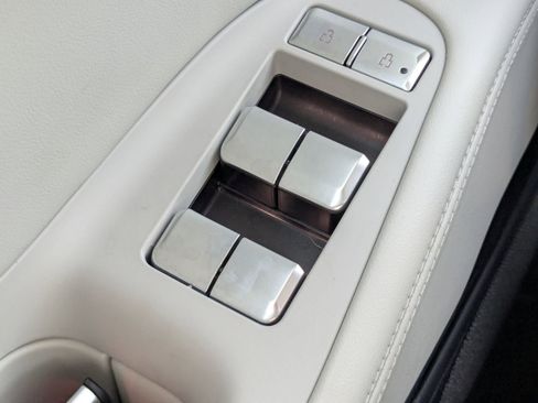 Certified 2025 Lincoln Navigator Reserve image 30