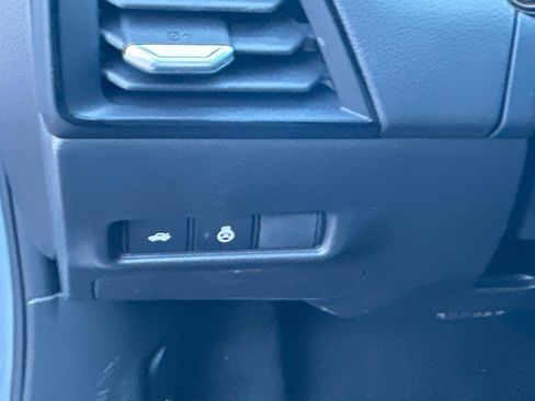 New 2026 Nissan Sentra SV image 23