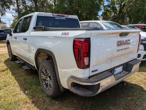 Used 2023 GMC Sierra 1500 Pro w/ Convenience Package AWD/4WD image 4
