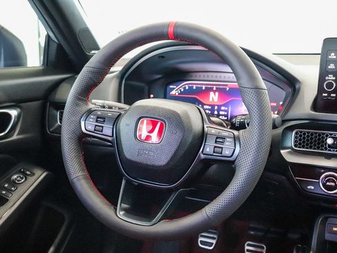 Used 2024 Honda Civic Type R image 18