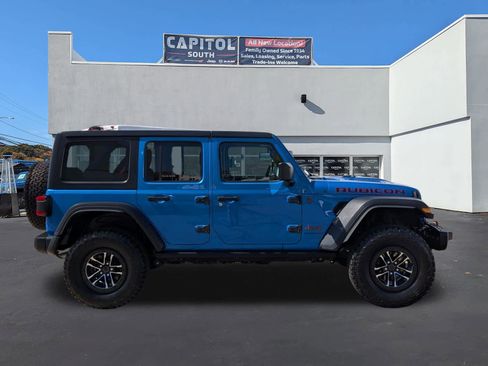 Used 2024 Jeep Wrangler Unlimited Rubicon w/ XTREMEE 35" Tire Package AWD/4WD image 2