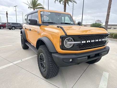 Used 2022 Ford Bronco Wildtrak image 12