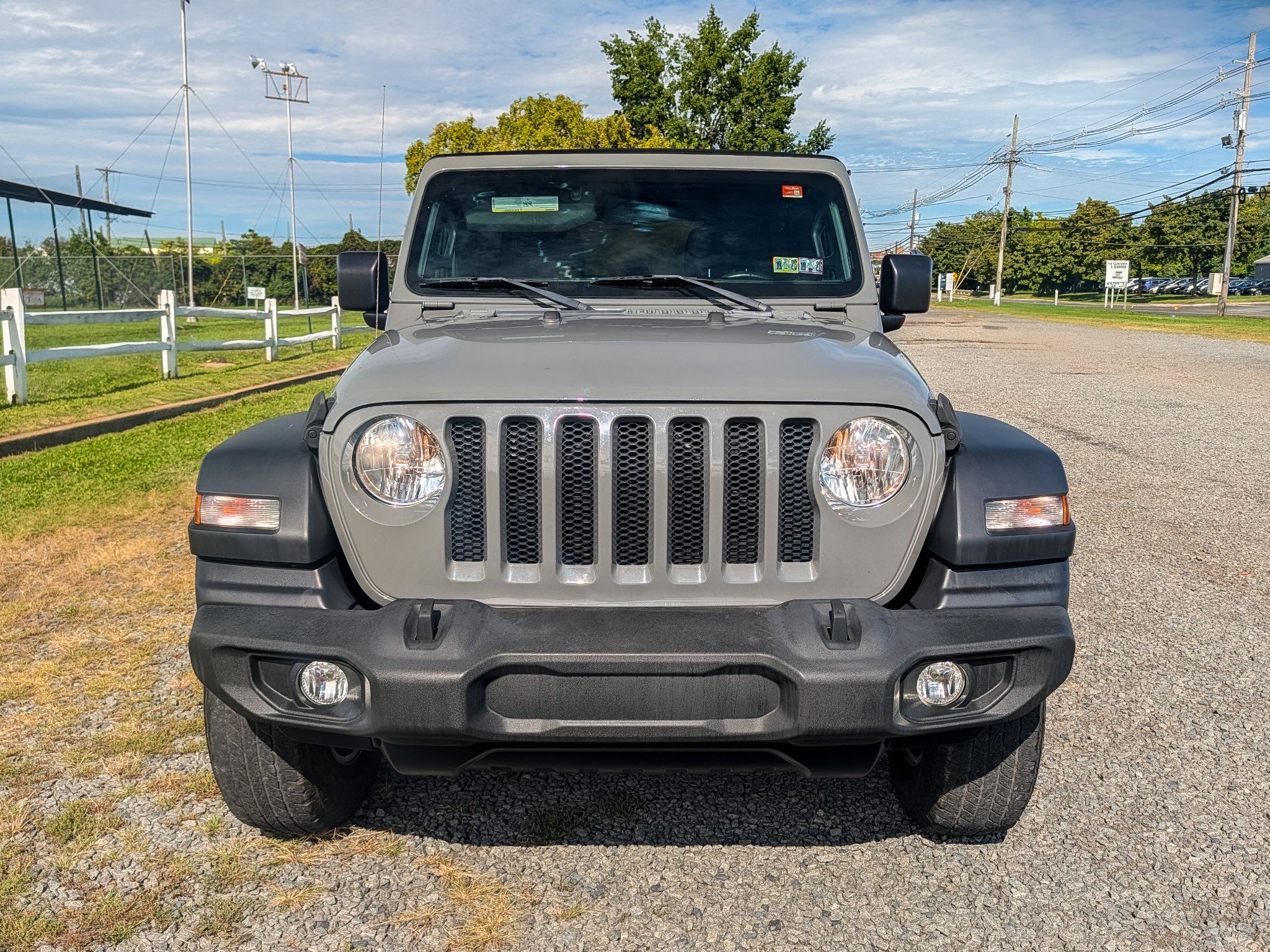 Used 2019 Jeep Wrangler Unlimited Sport S AWD/4WD image 2