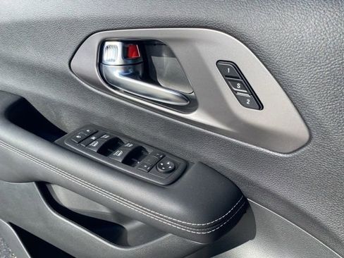 New 2026 Chrysler Pacifica Select image 18