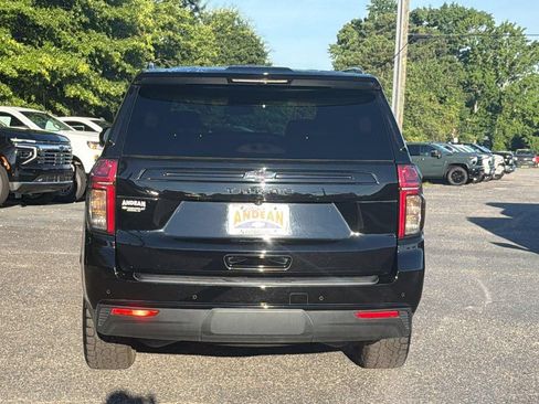 Used 2023 Chevrolet Tahoe Z71 w/ Luxury Package AWD/4WD image 10