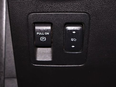 Used 2019 Ford F150 XLT w/ Equipment Group 302A Luxury AWD/4WD image 20
