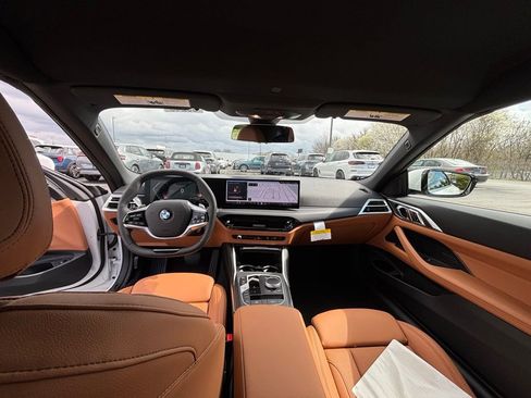 New 2026 BMW 430i Convertible w/ Convenience Package image 15