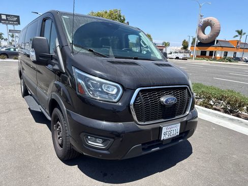 Used 2023 Ford Transit 350 XLT RWD image 6