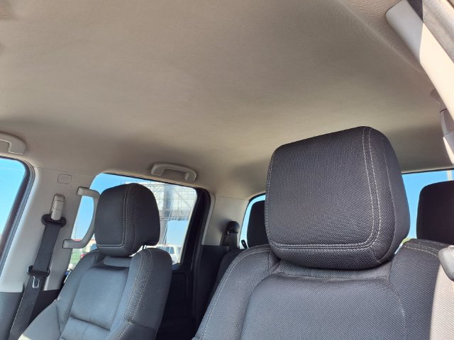 Used 2024 Nissan Frontier SV AWD/4WD image 14