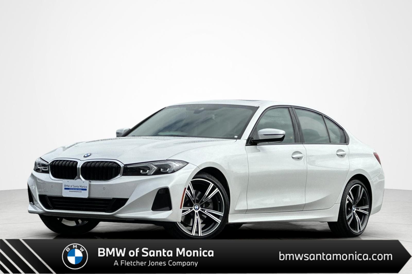 Used 2023 BMW 330i Sedan w/ Driving Assistance Package RWD image 1
