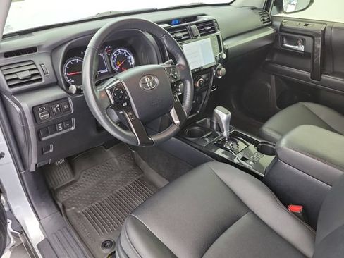 Used 2023 Toyota 4Runner TRD Off-Road Premium AWD/4WD image 17