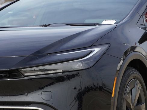 Used 2026 Toyota Prius Plug-In Hybrid image 5