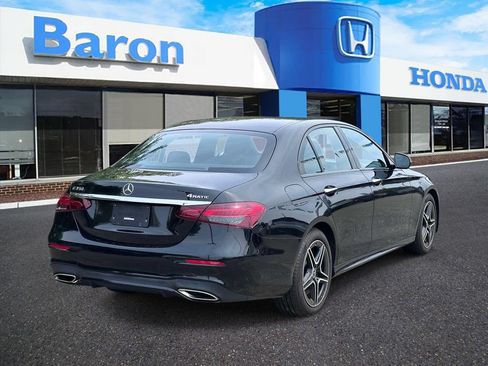 Used 2023 Mercedes-Benz E 350 4MATIC Sedan image 5