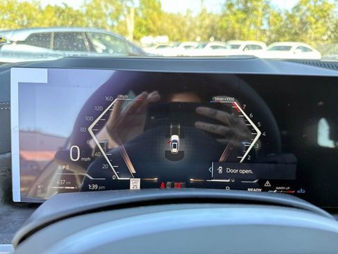 New 2026 BMW X5 xDrive40i w/ M Sport Package image 32