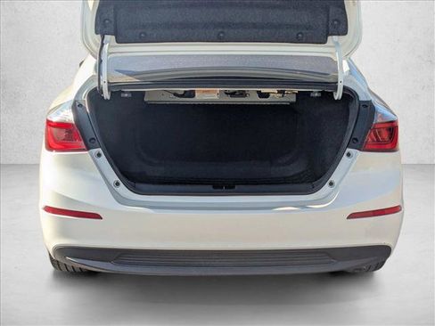 Used 2021 Honda Insight EX image 6