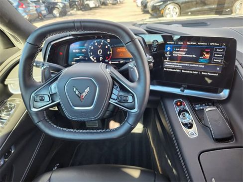 Used 2021 Chevrolet Corvette Stingray Premium Cpe w/ Z51 Performance Package image 25