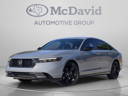 Used 2024 Honda Accord Sport image 2