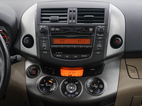 Used 2011 Toyota RAV4 Limited w/ Limited Extra Value Pkg AWD/4WD image 15