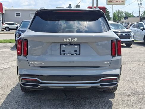 Used 2023 Kia Sorento SX AWD/4WD image 4