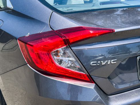 Used 2020 Honda Civic LX image 9