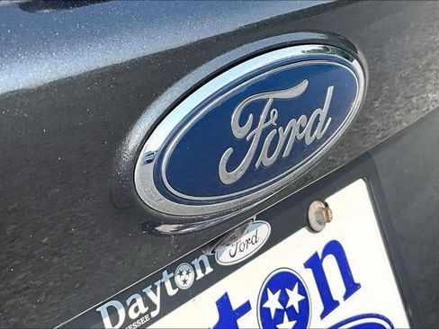 Used 2017 Ford Escape SE AWD/4WD image 32