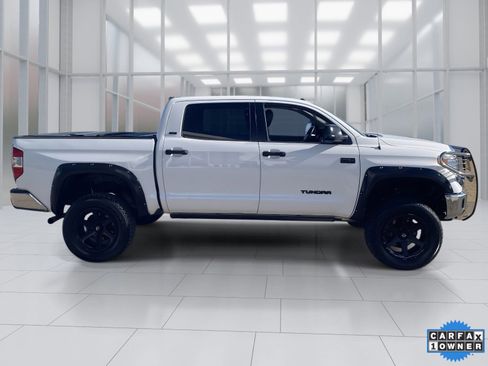 Used 2017 Toyota Tundra SR5 w/ SR5 Upgrade Package image 7