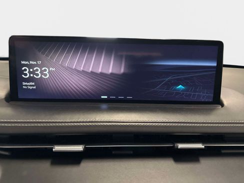 Used 2022 Genesis GV70 3.5T Sport w/ Sport Advanced Package image 23