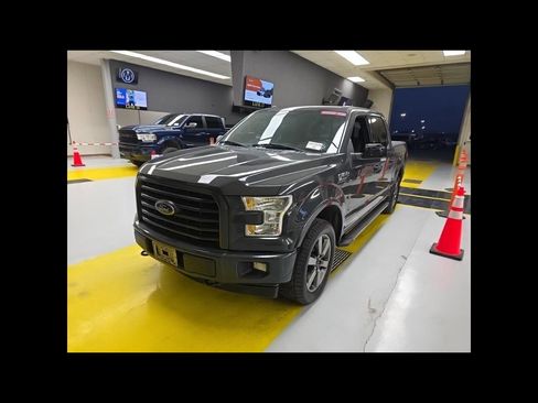 Used 2017 Ford F150 XLT w/ Equipment Group 302A Luxury image 1