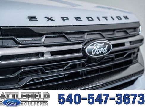 New 2026 Ford Expedition Tremor image 14
