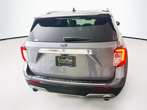 Used 2022 Ford Explorer Limited image 7