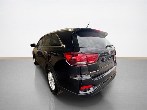 Used 2020 Kia Sorento LX w/ LX I4 Convenience Package image 6