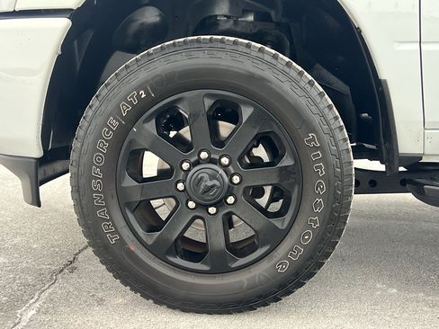 Used 2024 RAM 2500 Big Horn w/ Night Edition image 13