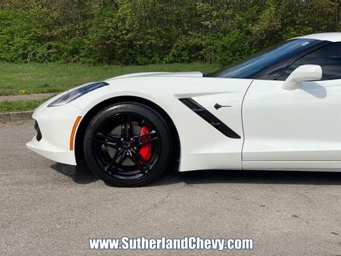 Used 2016 Chevrolet Corvette Stingray Coupe w/ Carbon Flash Badge Package image 10