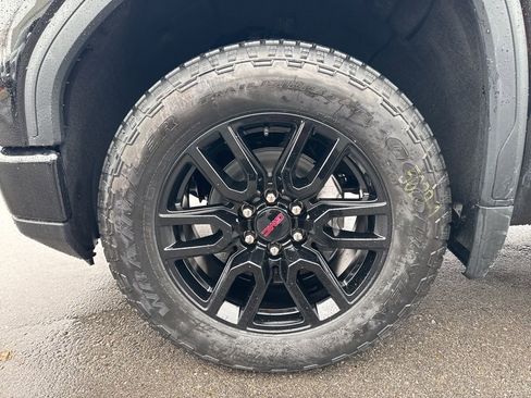 New 2026 GMC Sierra 1500 Elevation image 33