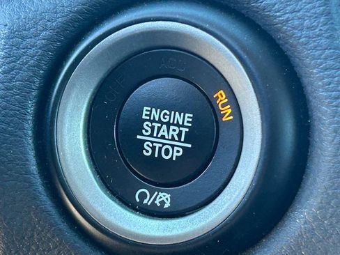 Used 2020 Dodge Durango SXT w/ 3rd Row Seating Group image 15