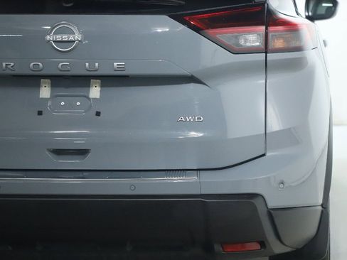 Certified 2026 Nissan Rogue SV w/ Cold Weather Package image 44