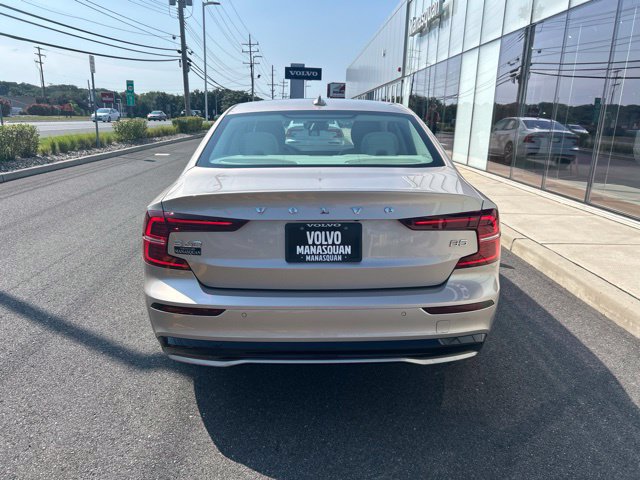 Certified 2024 Volvo S60 B5 Core w/ Climate Package FWD image 4