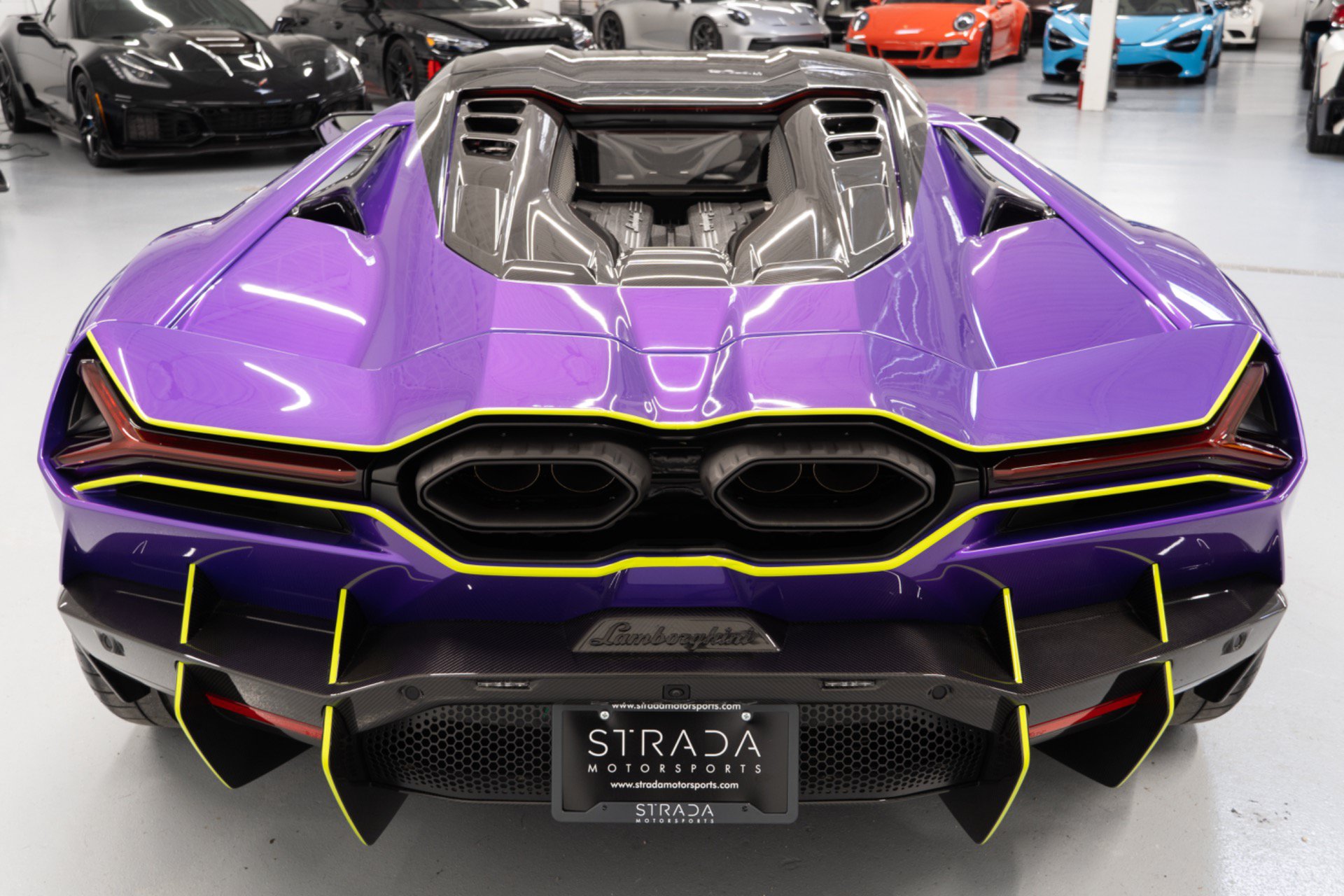 Used 2024 Lamborghini Revuelto AWD/4WD image 15
