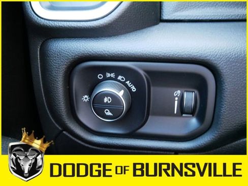 Used 2023 RAM 1500 Big Horn AWD/4WD image 25