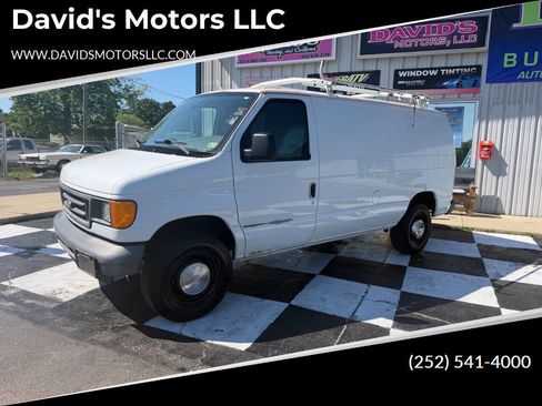 Used 2006 Ford E-250 and Econoline 250 RWD image 1