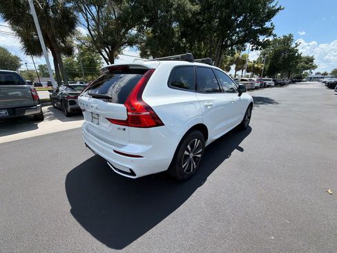Used 2024 Volvo XC60 B5 Core w/ Protection Package Premier AWD/4WD image 14