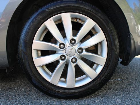 Used 2015 Kia Forte Koup EX image 18