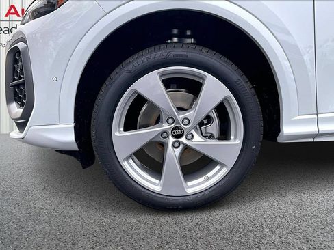 New 2025 Audi Q5 Premium Plus AWD/4WD image 13
