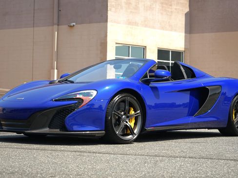 Used 2015 McLaren 650S Spider image 4