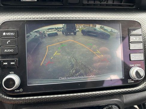 Used 2022 Nissan Kicks SV FWD image 19