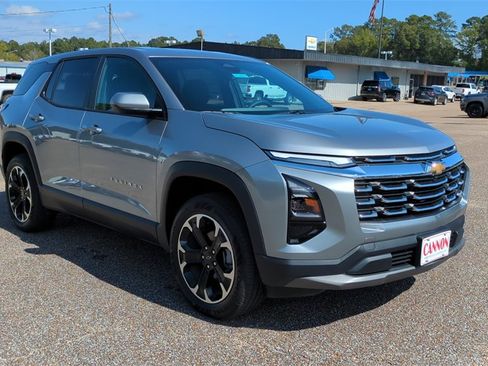 New 2026 Chevrolet Equinox LT w/ LPO, Floor Liner Package image 3